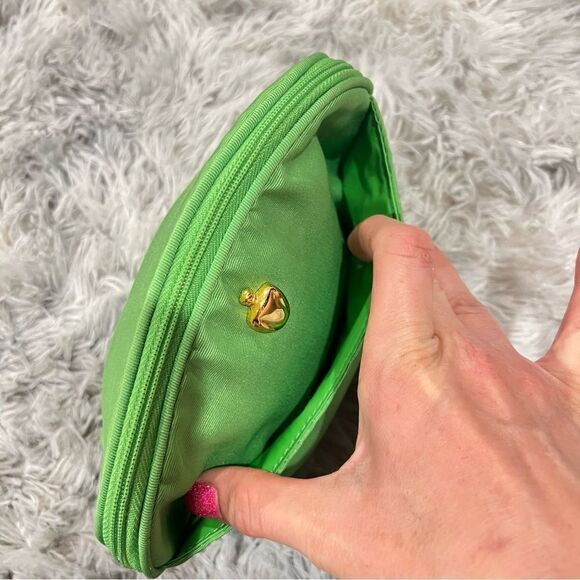 Dior makeup bag - Picture 7 of 11